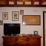 Arco Sant'antonio アパート ビシェーリエ